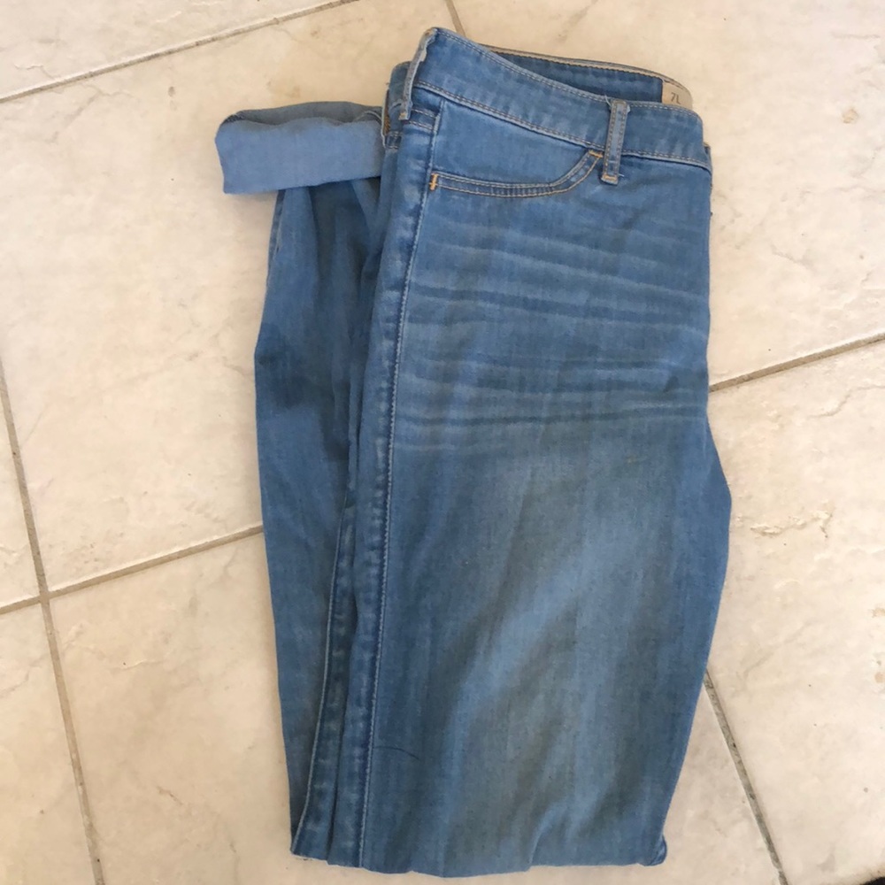 Hollister jeans